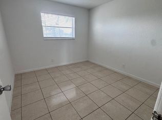 6050 NW 8 St, Margate, FL 33063