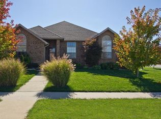 3226 W Aussie Ct, Springfield, MO 65810