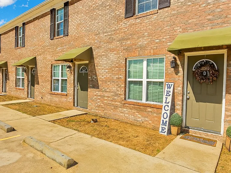 Priceville Townhomes — Photo 10