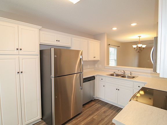 2nd image of 432 Andover Dr