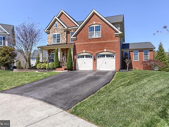 3rd image of 2791 Live Oak Ct