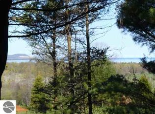 S Good Harbor Trl, Cedar, MI 49621