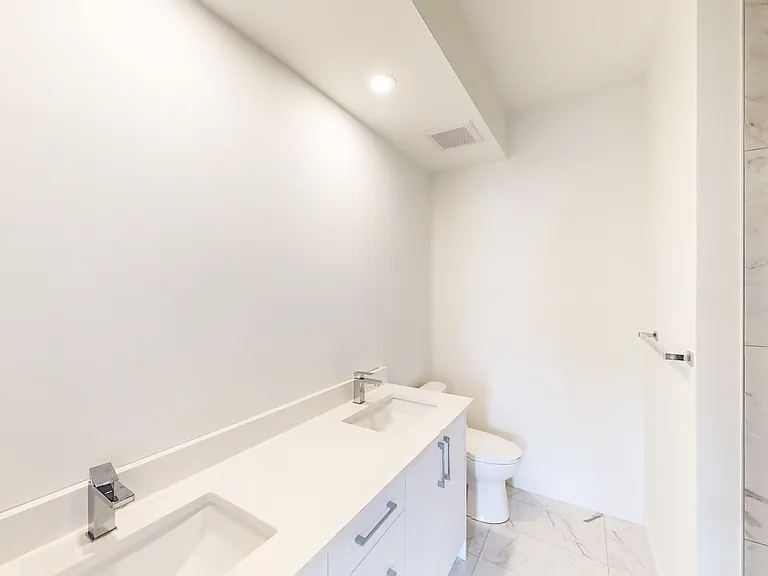 2102 13th St NW — Photo 12