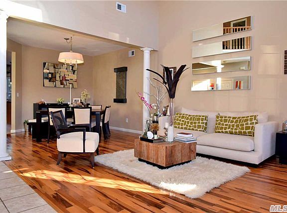 3rd image of 48 Meadow Pond Cir