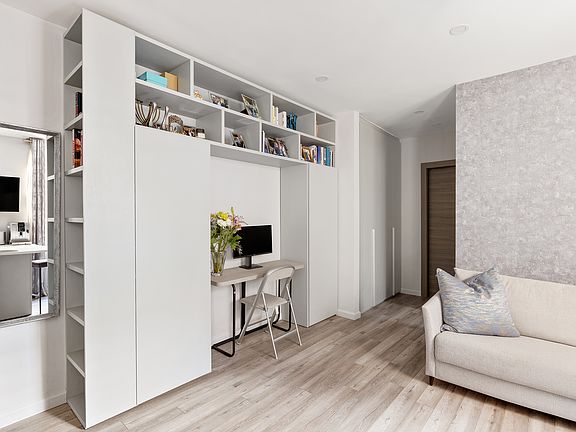 3rd image of 59 Pineapple St APT 3F