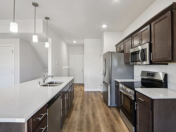 3rd image of 2635-2679 Botanical Dr #2679-101