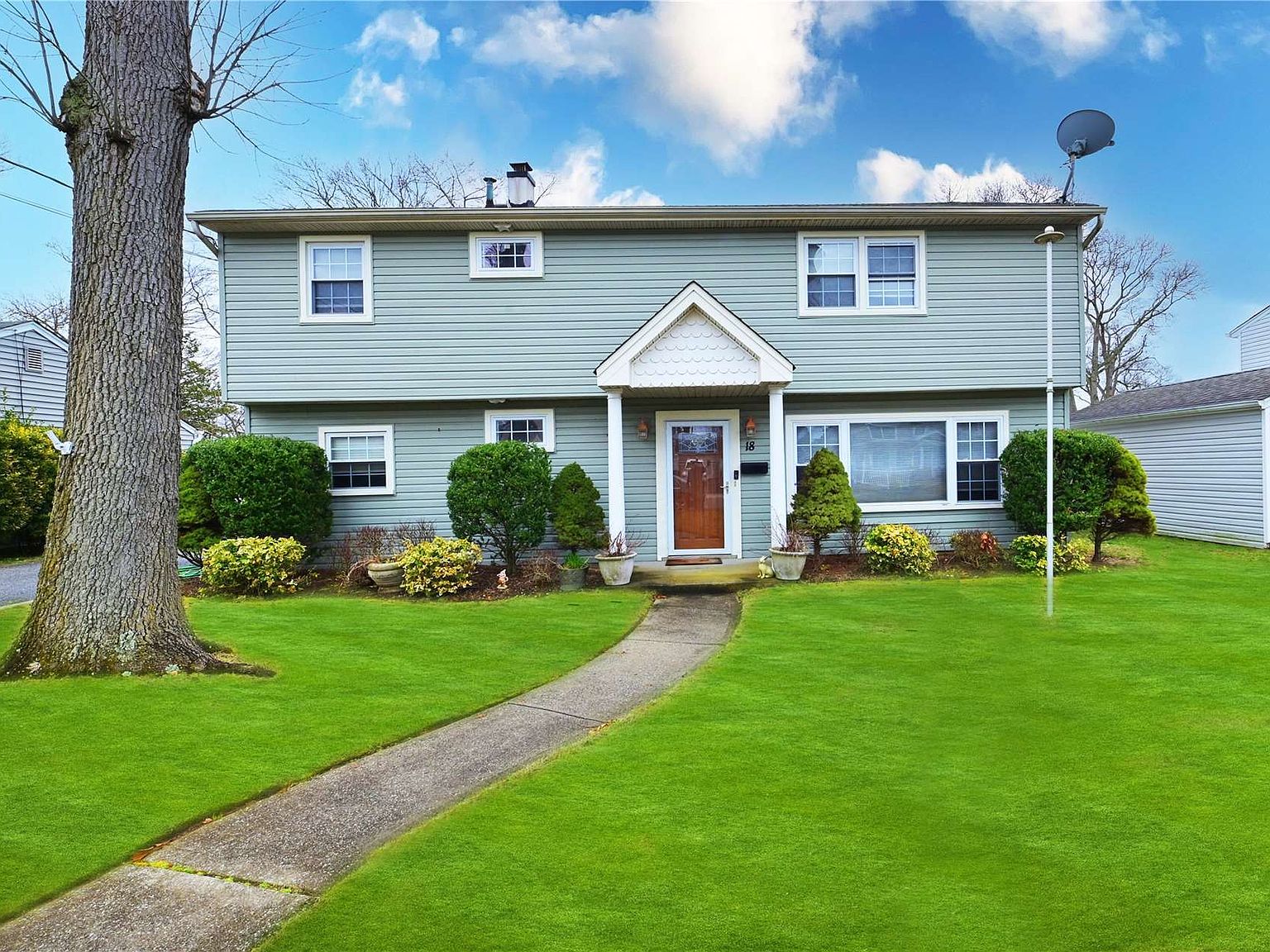 18 Rugby Road, Massapequa, NY 11758 Zillow