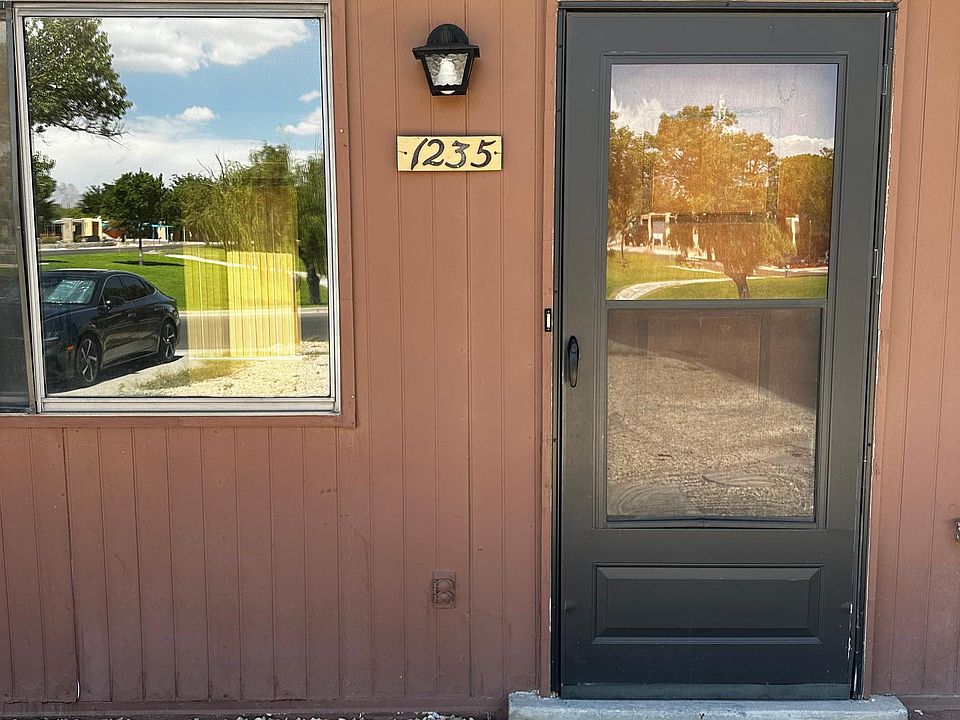 1st image of 1235 Birch Dr