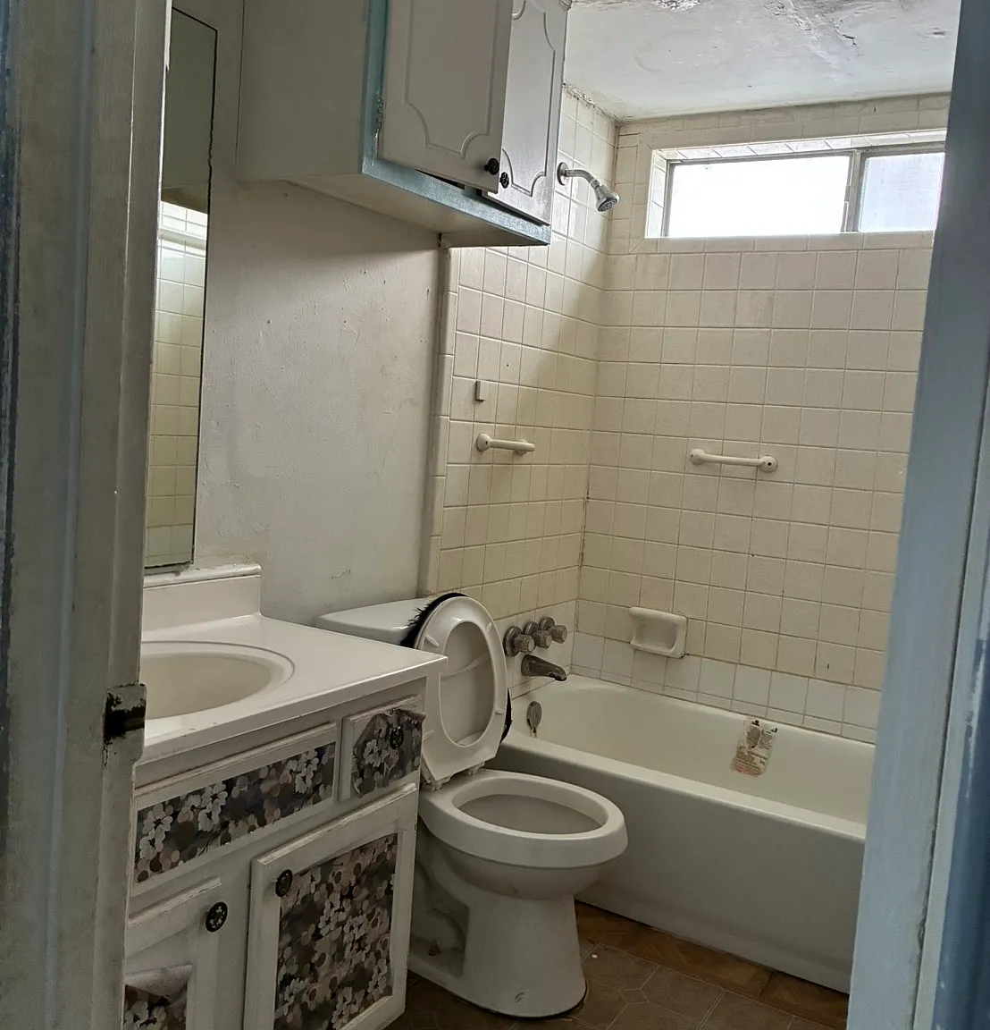 2 bed, 900 sqft, $900 — Photo 4