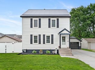 222 E Pearl St, Geneseo, IL 61254