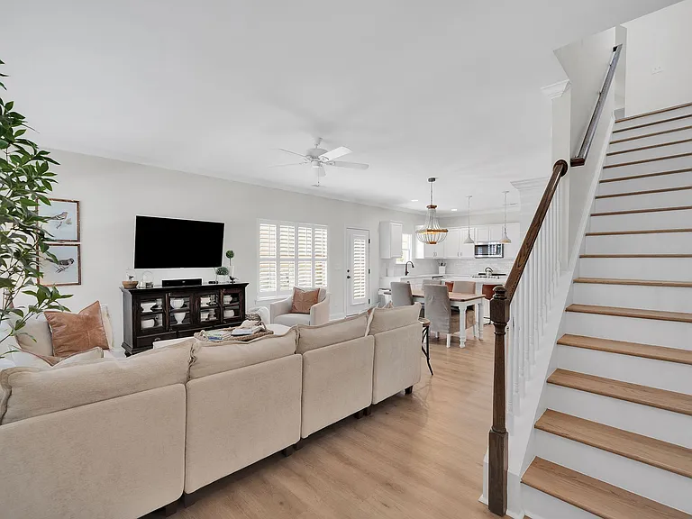 7526 Fairway Villa Cir — Photo 5