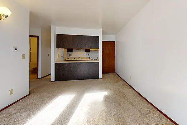 2495 N. Oakland Ave — Photo 21