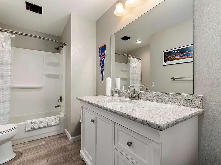1339 E Stormy Dr — Photo 12
