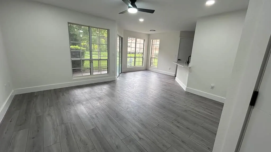 2 bed, 1080 sqft, $1,750 — Photo 4