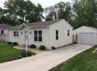 552 Dempsey St, Creve Coeur, IL 61610