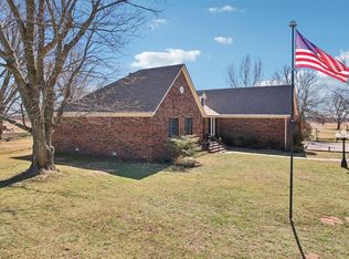 2305 E Main St, Shawnee, OK 74801