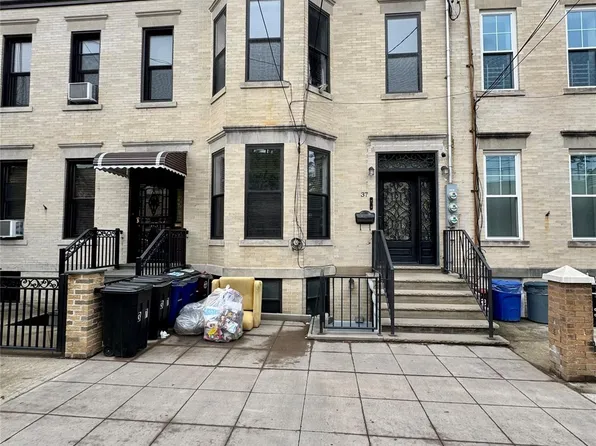 37 Apollo Street, Brooklyn, NY 11222