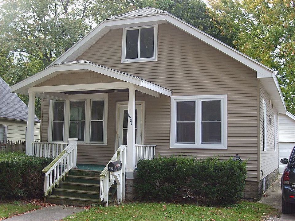 1st image of 1309 Paris Ave NE