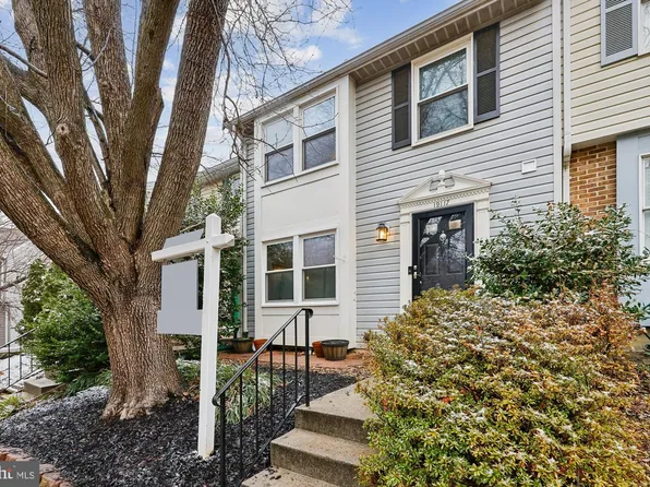 19117 Partridge Wood Dr, Germantown, MD 20874