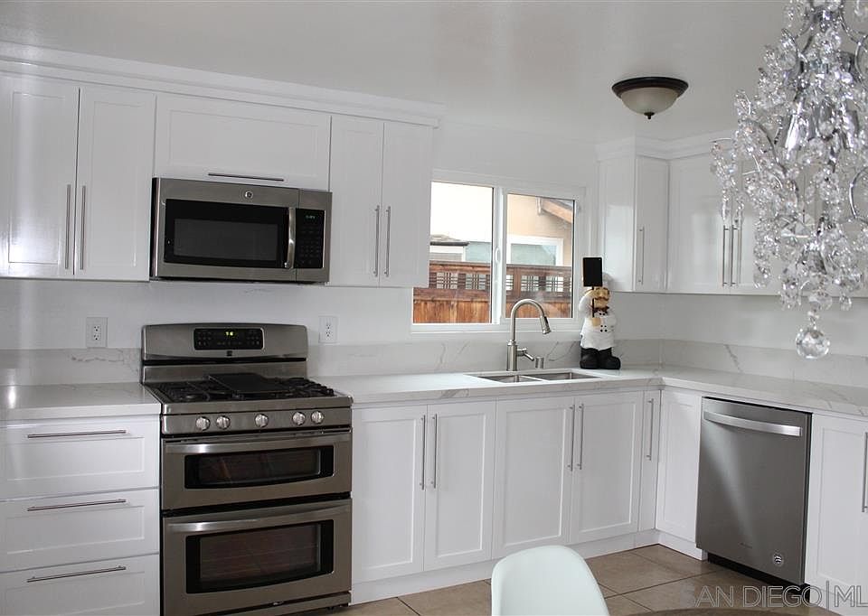 1st image of 935 Beverly Ave