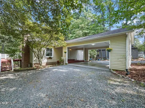 155 Edgewater Drive, Seven Lakes, NC 27376