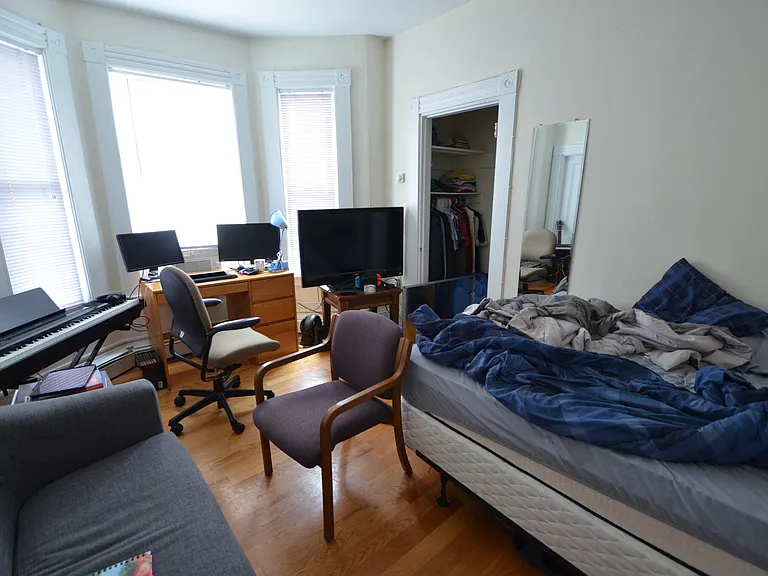 35 Brookline St #14 — Photo 12