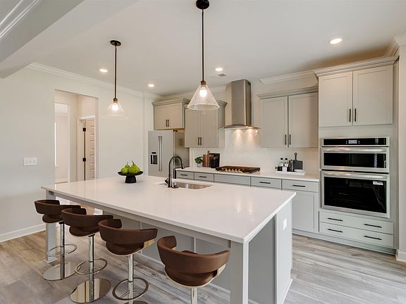 7th image of this home