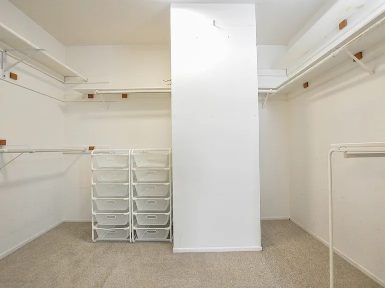 283 Heathcliff Pl — Photo 14