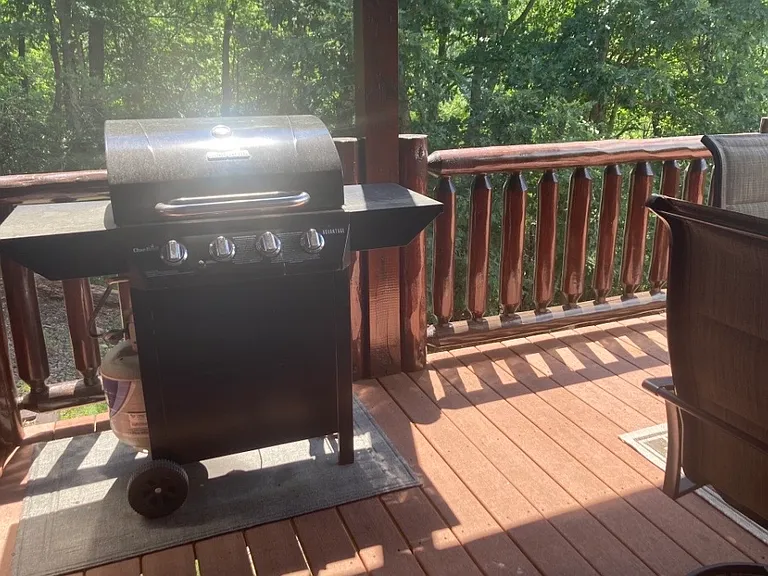 Gas grill