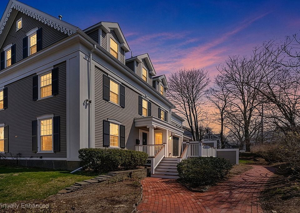 1st image of 81 Forest St #81