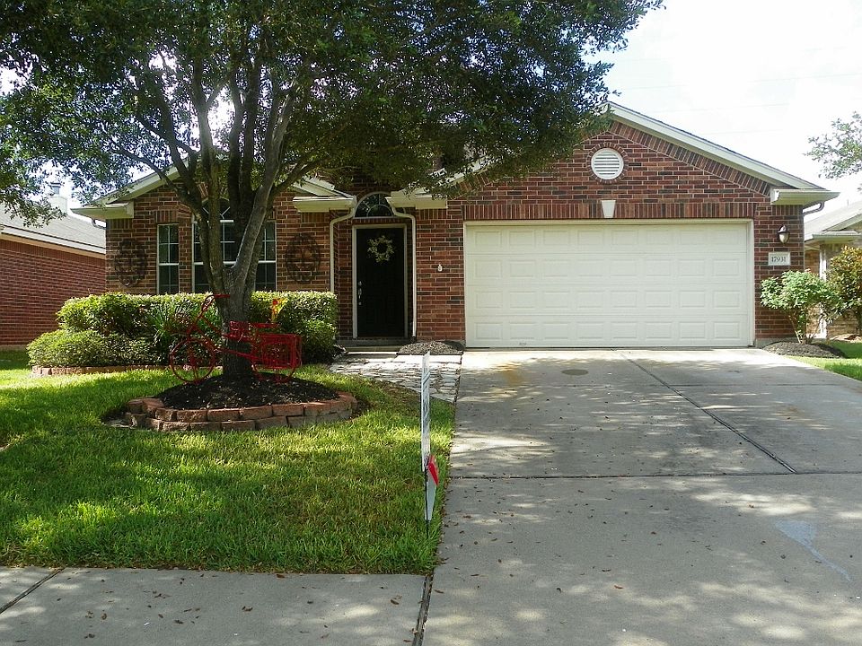 1st image of 17931 Rose Hill Park Ln