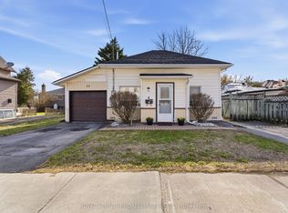 23 Guelph St, Quinte West, ON K8V 4G2