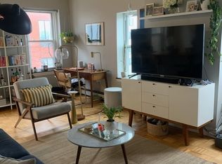 105 W 4th St APT 4A, Boston, MA 02127