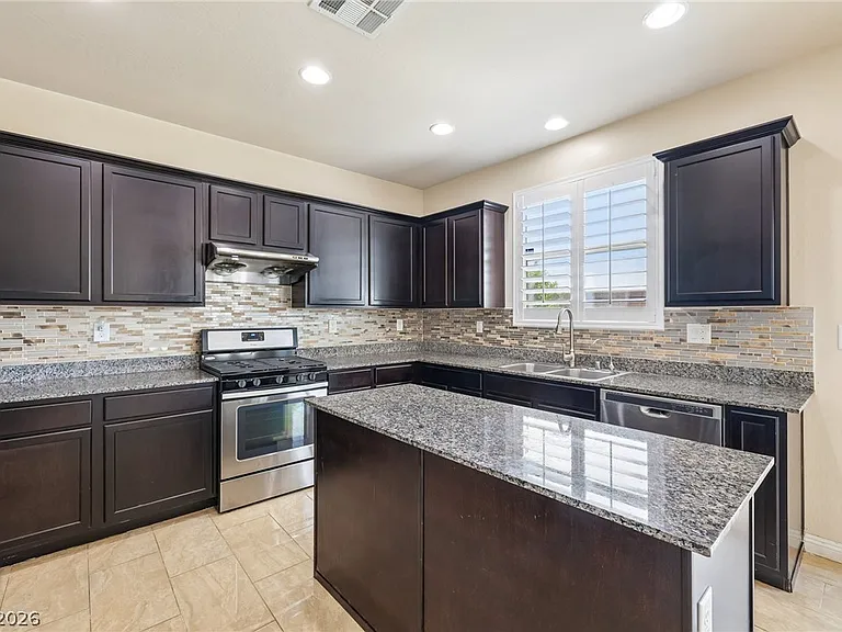 84 Marco Island St — Photo 11