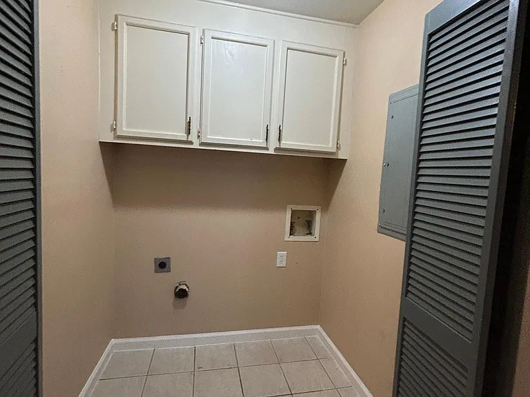 13931 Azalea Park Ave — Photo 11