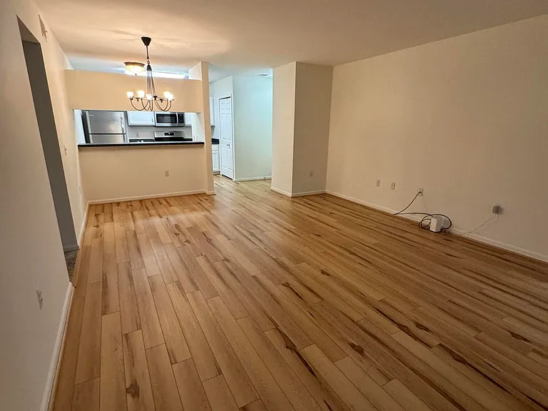 2688 S Knightsbridge Cir — Photo 10