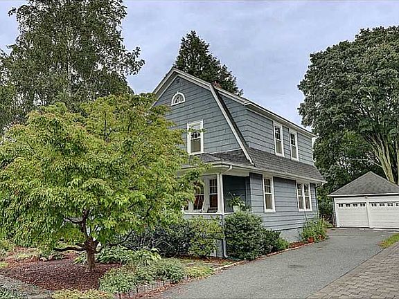 2nd image of 168 Wilson Ave