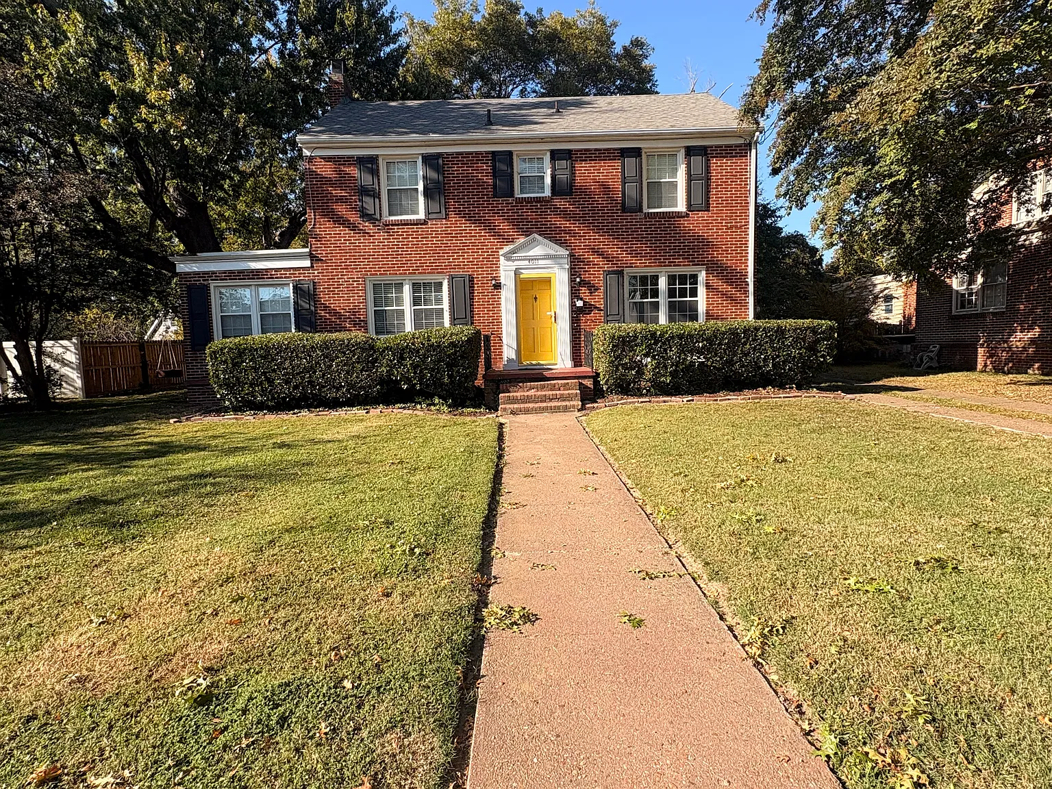 3 bed, 1.5 bath, 2000 sqft, $2,800 — Photo 1