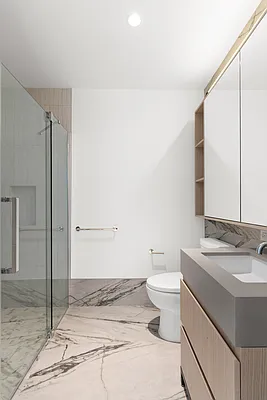 Bathroom, photo 2