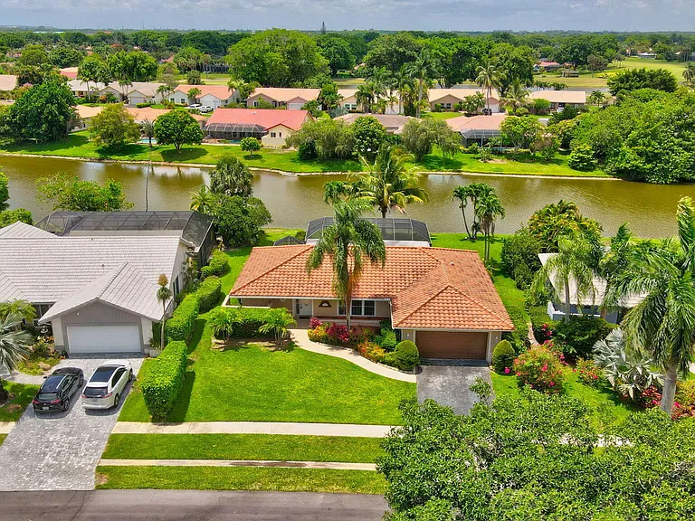 10305 Crosswind Rd — Photo 48