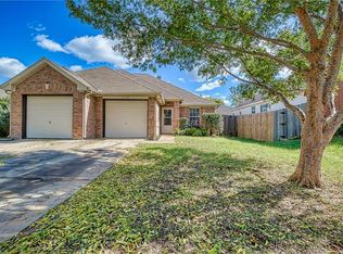 505 Maple St UNIT B, Aubrey, TX 76227