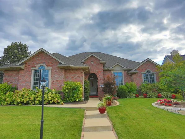 4202 W Longmeadow Ct, Peoria, IL 61615