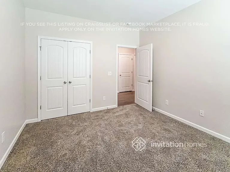 8026 Forest Hills Dr — Photo 14