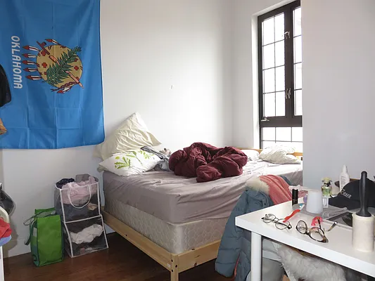 Rented by Rennit Inc. | media 68