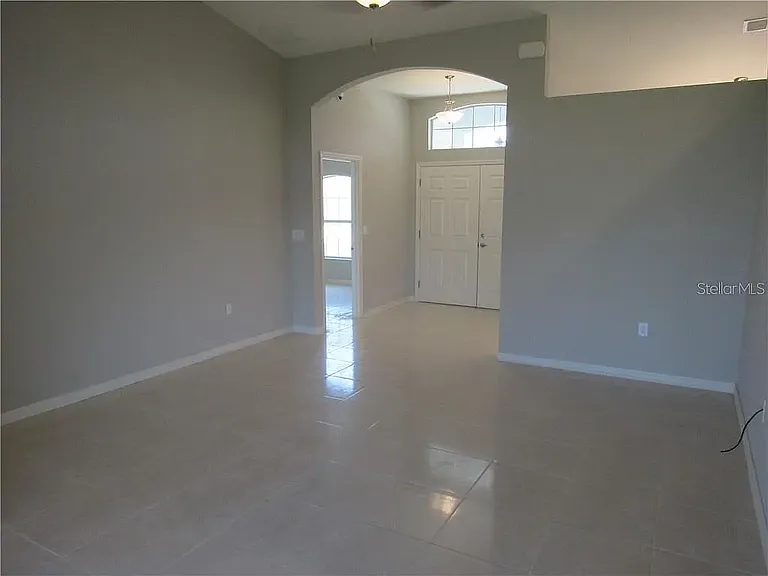 8138 Wilder Loop — Photo 2