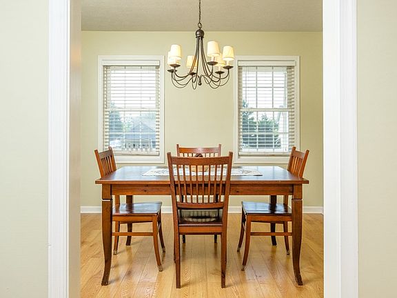 4th image of 162 Sugar Mill Ln