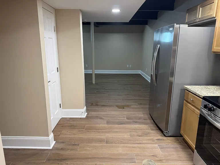 330 Linden Ave — Photo 12