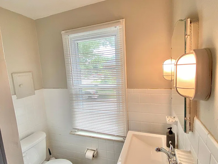 13710 Cedar Rd #2 — Photo 23