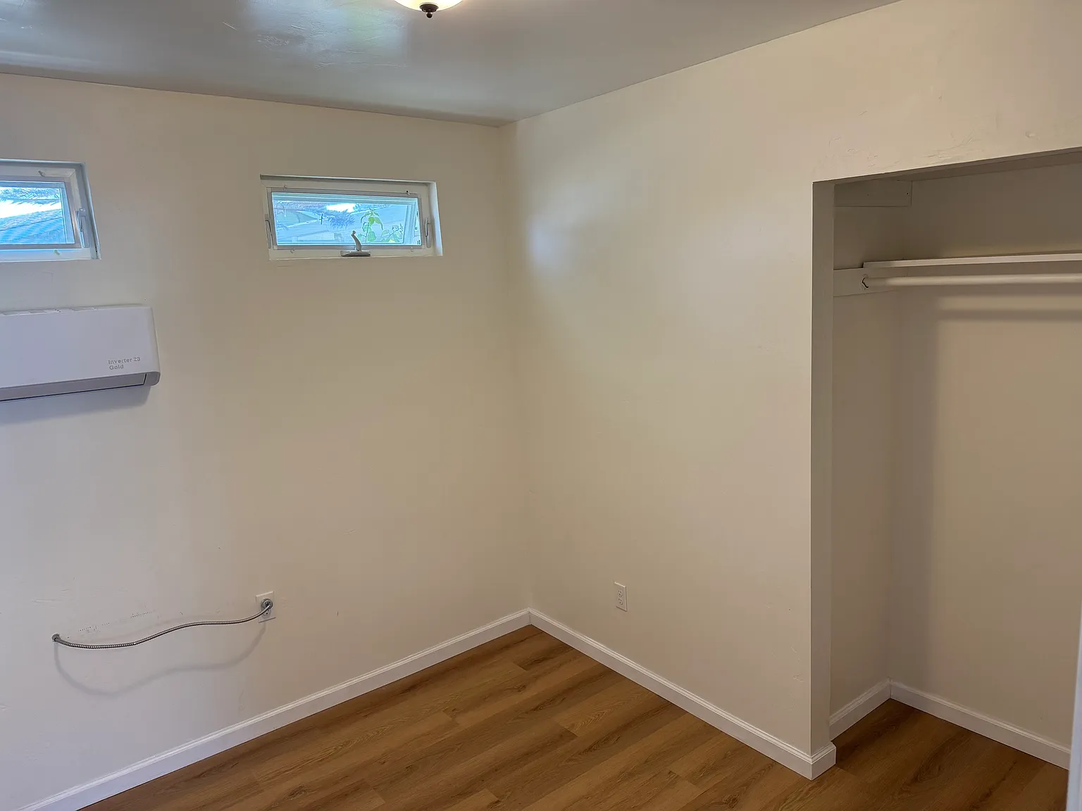 1 bed, 400 sqft, $2,393 — Photo 3