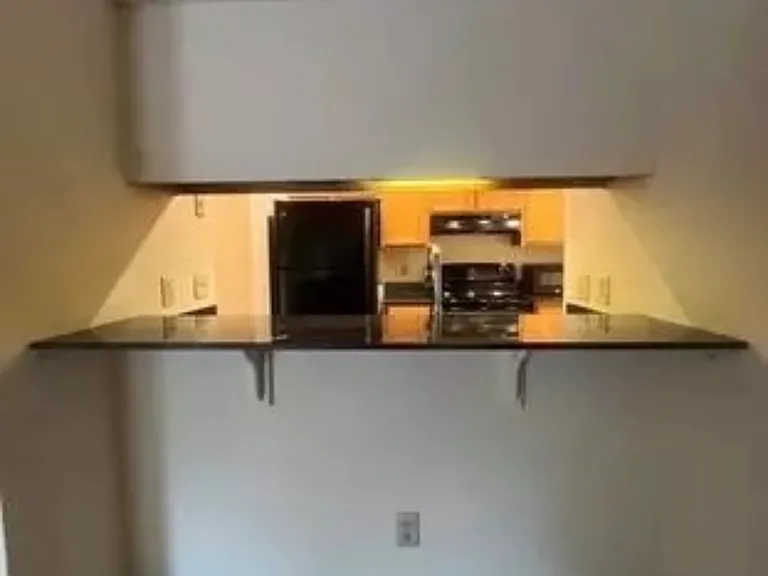 1722 Brice St #C — Photo 6